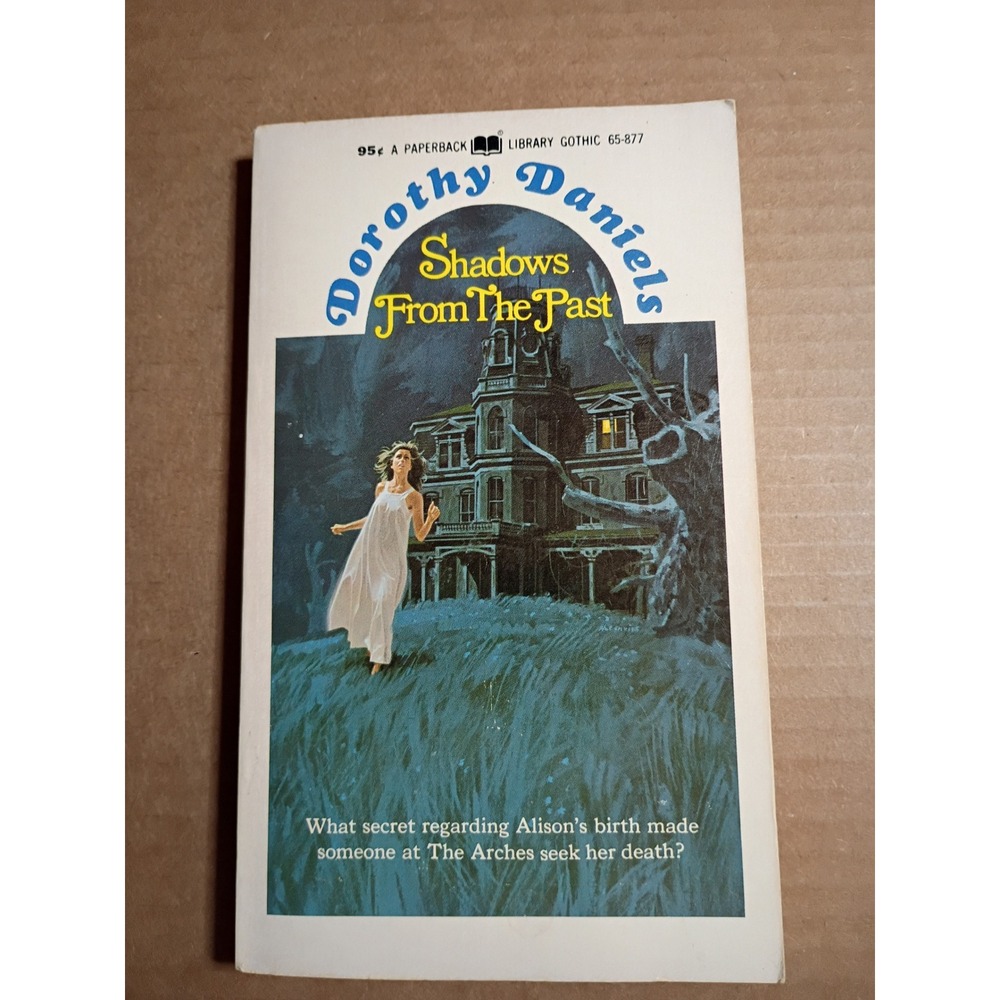 Shadows From The Past Dorothy Daniels 1972 Gothic Romance Warner Paperback